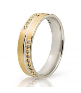 Flat Court Gold Wedding Ring with Stones
